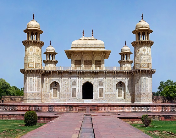 Agra Sightseeing Tour With Fatehpur Sikari